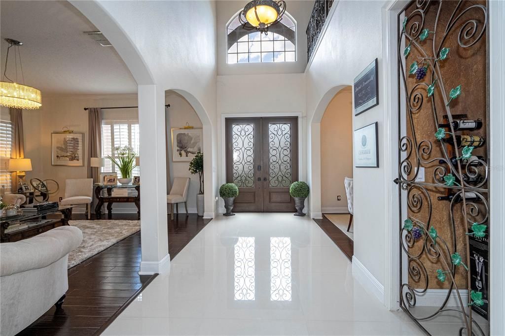 For Sale: $1,550,000 (6 beds, 4 baths, 4525 Square Feet)