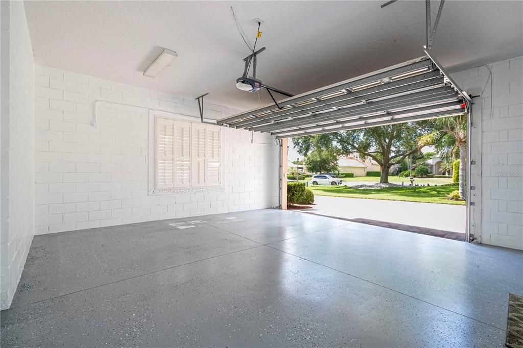 For Sale: $1,550,000 (6 beds, 4 baths, 4525 Square Feet)