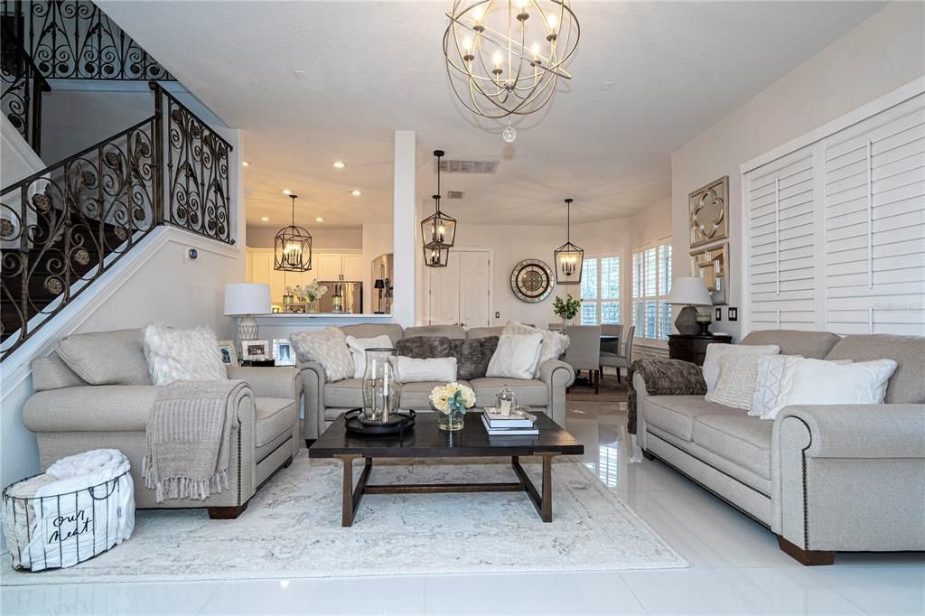 For Sale: $1,550,000 (6 beds, 4 baths, 4525 Square Feet)
