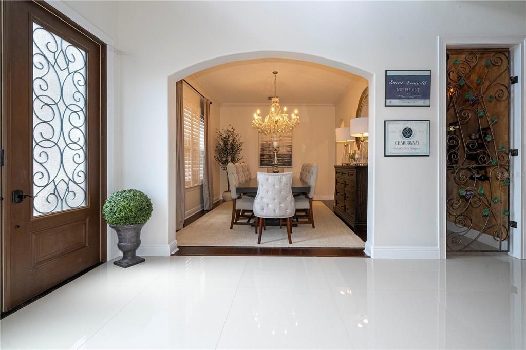 For Sale: $1,550,000 (6 beds, 4 baths, 4525 Square Feet)