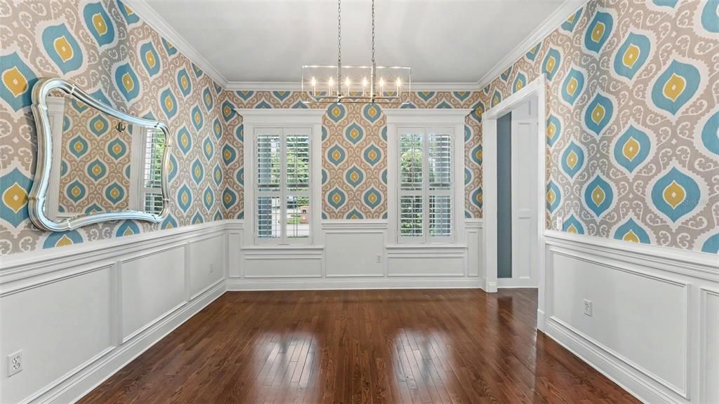 For Sale: $1,199,000 (5 beds, 4 baths, 4579 Square Feet)