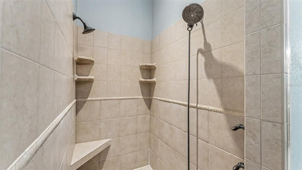 For Sale: $1,199,000 (5 beds, 4 baths, 4579 Square Feet)