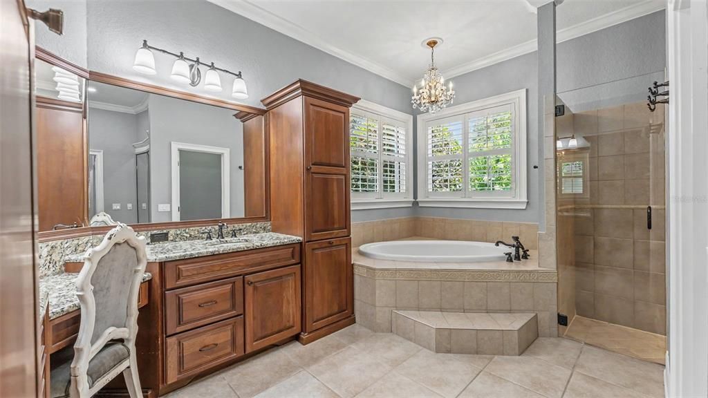 For Sale: $1,199,000 (5 beds, 4 baths, 4579 Square Feet)
