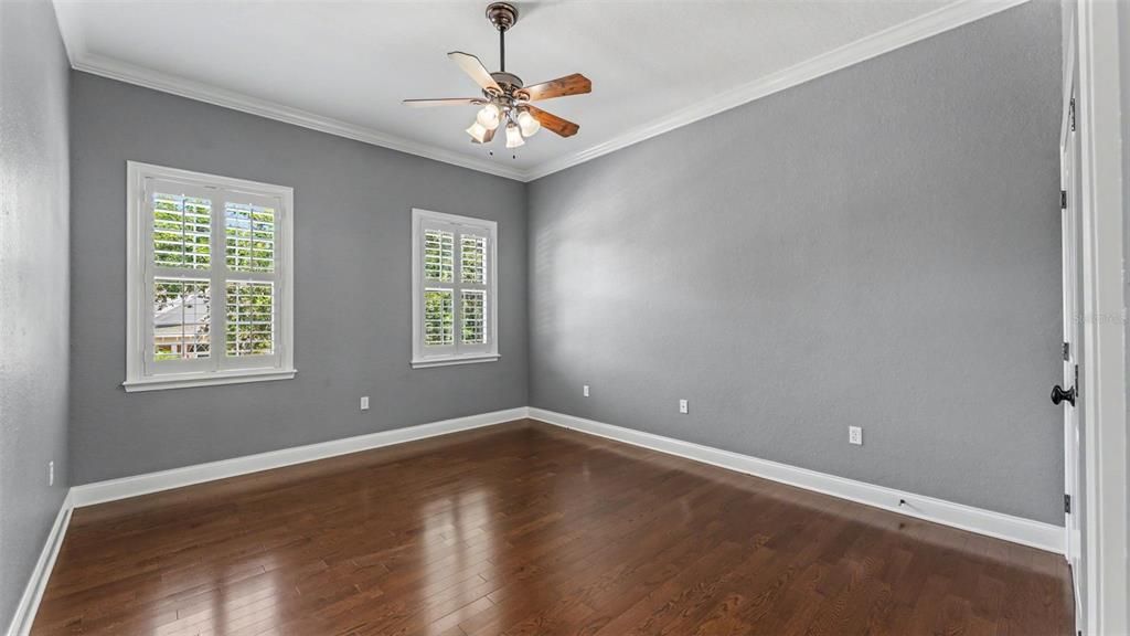 For Sale: $1,199,000 (5 beds, 4 baths, 4579 Square Feet)