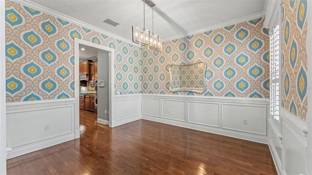 For Sale: $1,199,000 (5 beds, 4 baths, 4579 Square Feet)