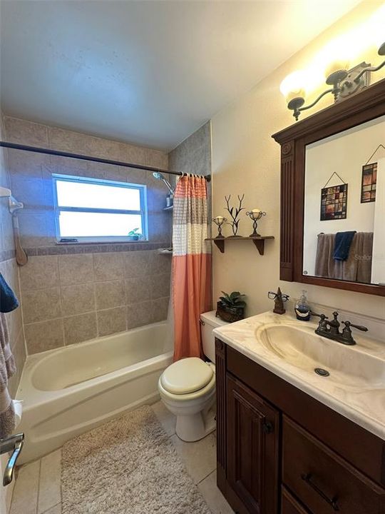 For Sale: $374,900 (3 beds, 1 baths, 1330 Square Feet)