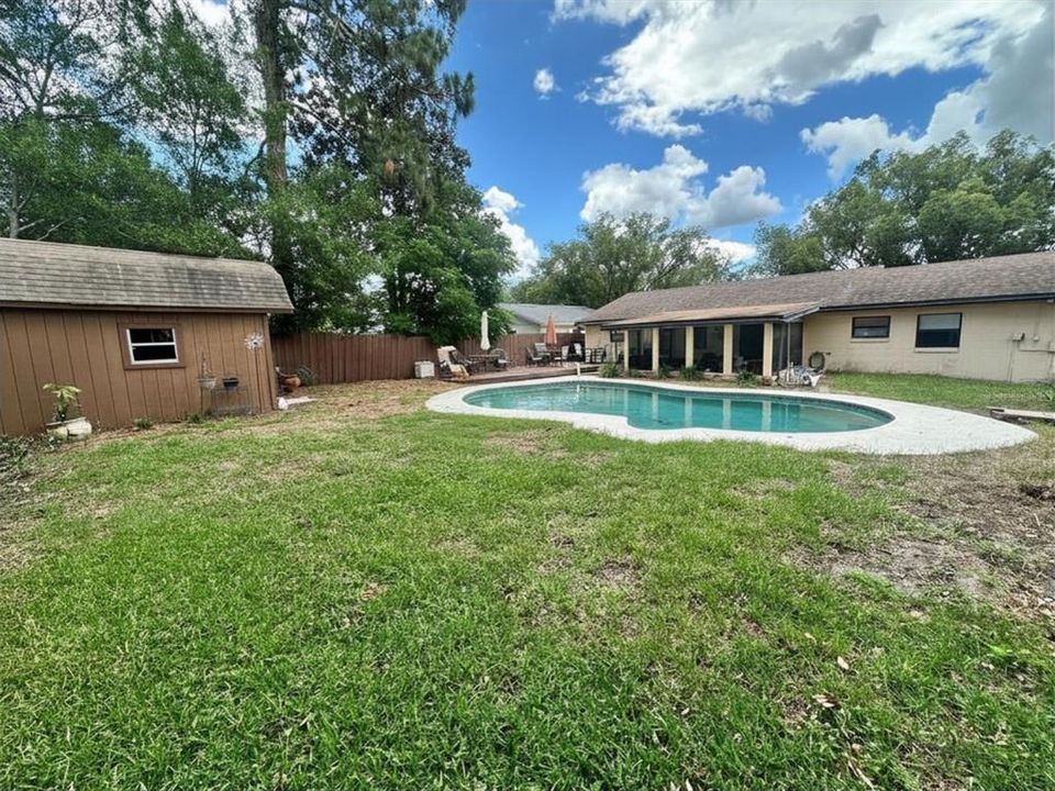 For Sale: $374,900 (3 beds, 1 baths, 1330 Square Feet)