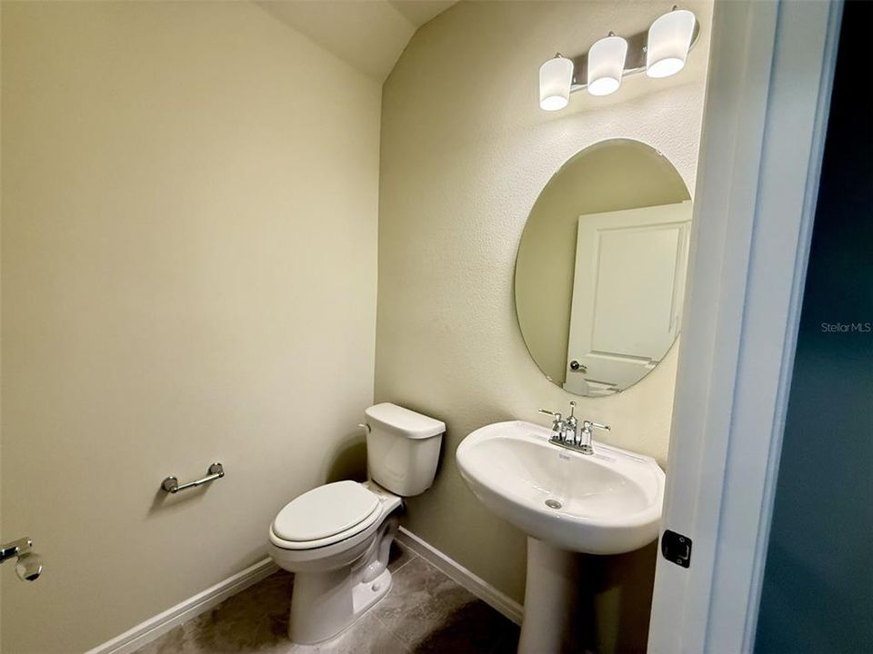 For Rent: $2,450 (4 beds, 2 baths, 1770 Square Feet)