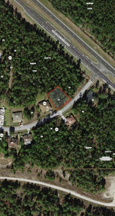 На продажу: $33,000 (0.28 acres)
