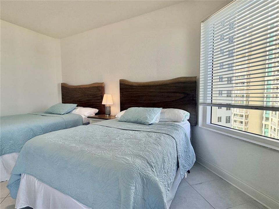 For Rent: $7,000 (3 beds, 2 baths, 2004 Square Feet)