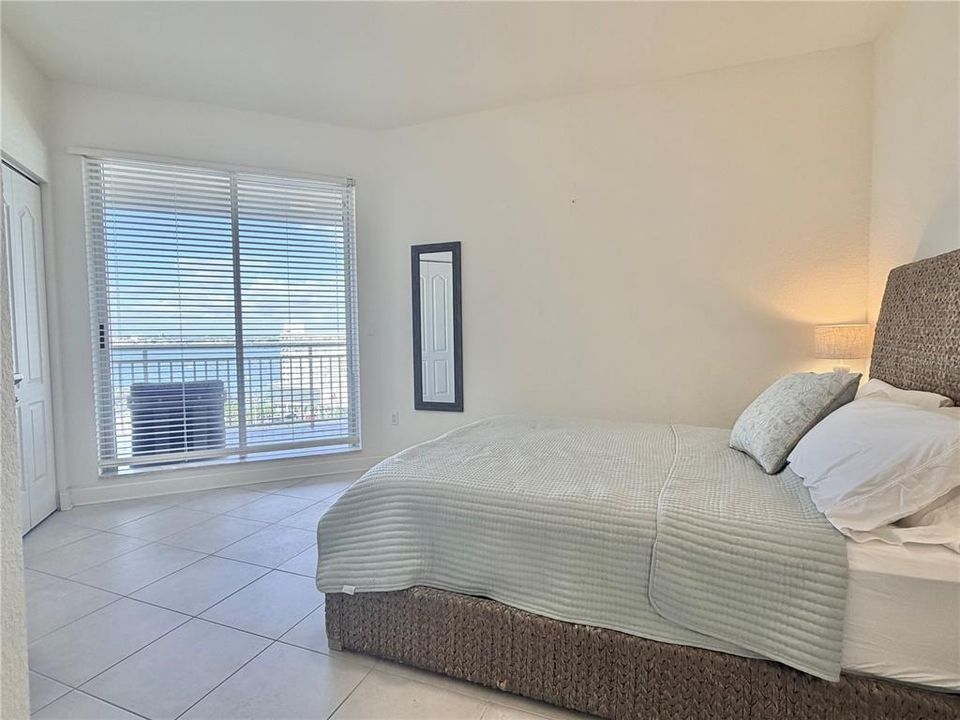 For Rent: $7,000 (3 beds, 2 baths, 2004 Square Feet)