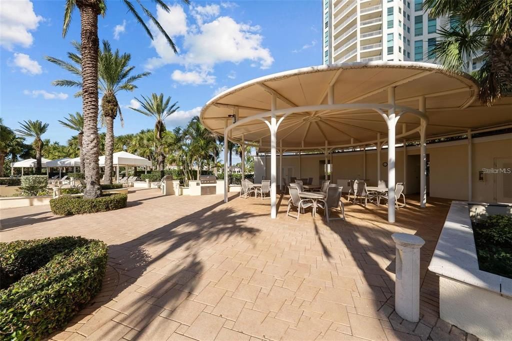 For Rent: $7,000 (3 beds, 2 baths, 2004 Square Feet)