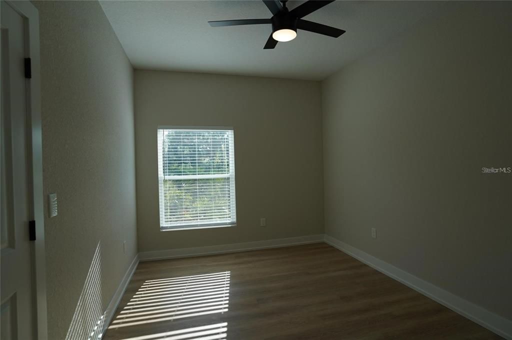 For Rent: $1,650 (3 beds, 2 baths, 1125 Square Feet)