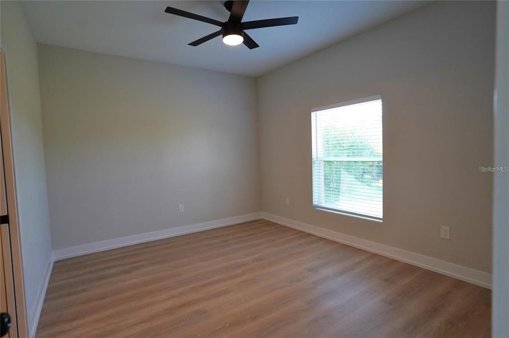 For Rent: $1,650 (3 beds, 2 baths, 1125 Square Feet)