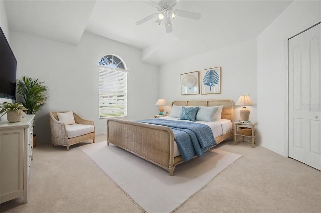For Sale: $344,900 (3 beds, 2 baths, 1780 Square Feet)