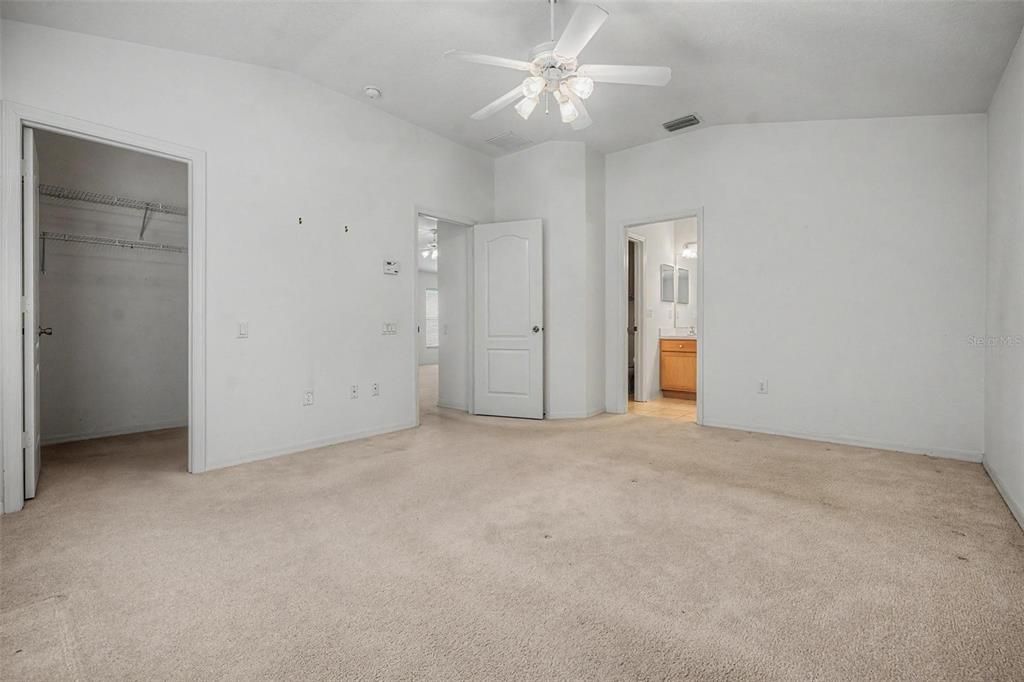 For Sale: $344,900 (3 beds, 2 baths, 1780 Square Feet)
