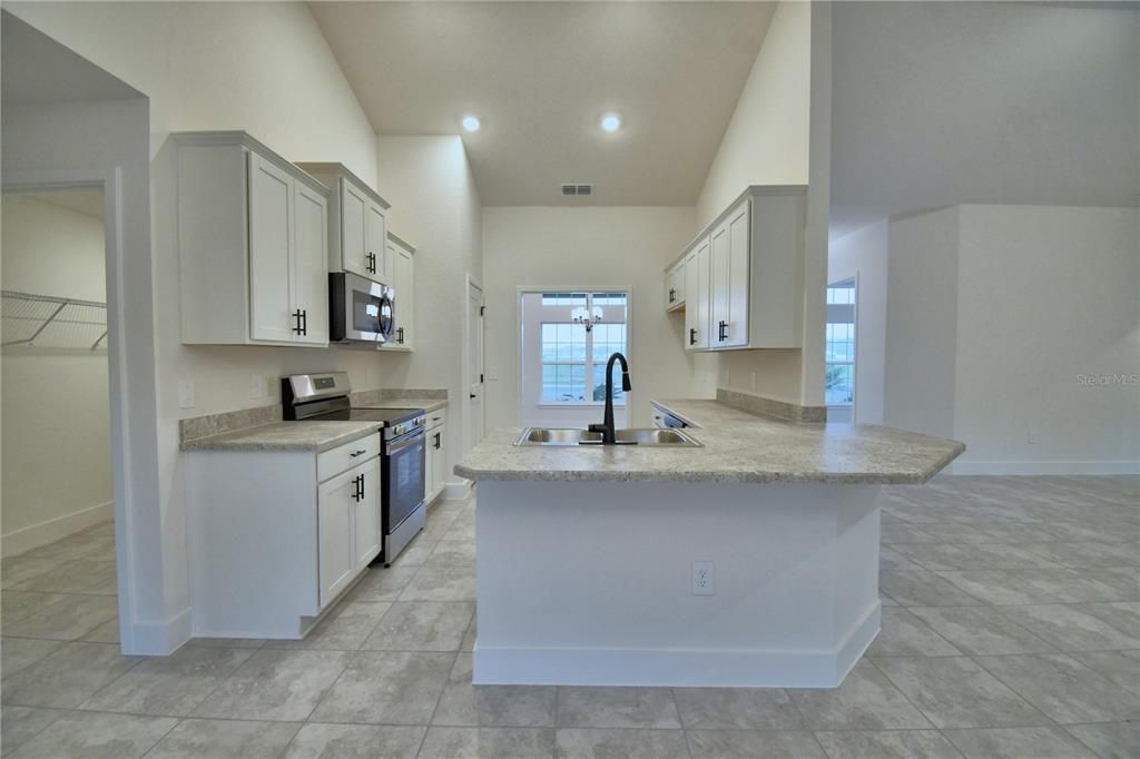 For Sale: $373,269 (4 beds, 2 baths, 2169 Square Feet)