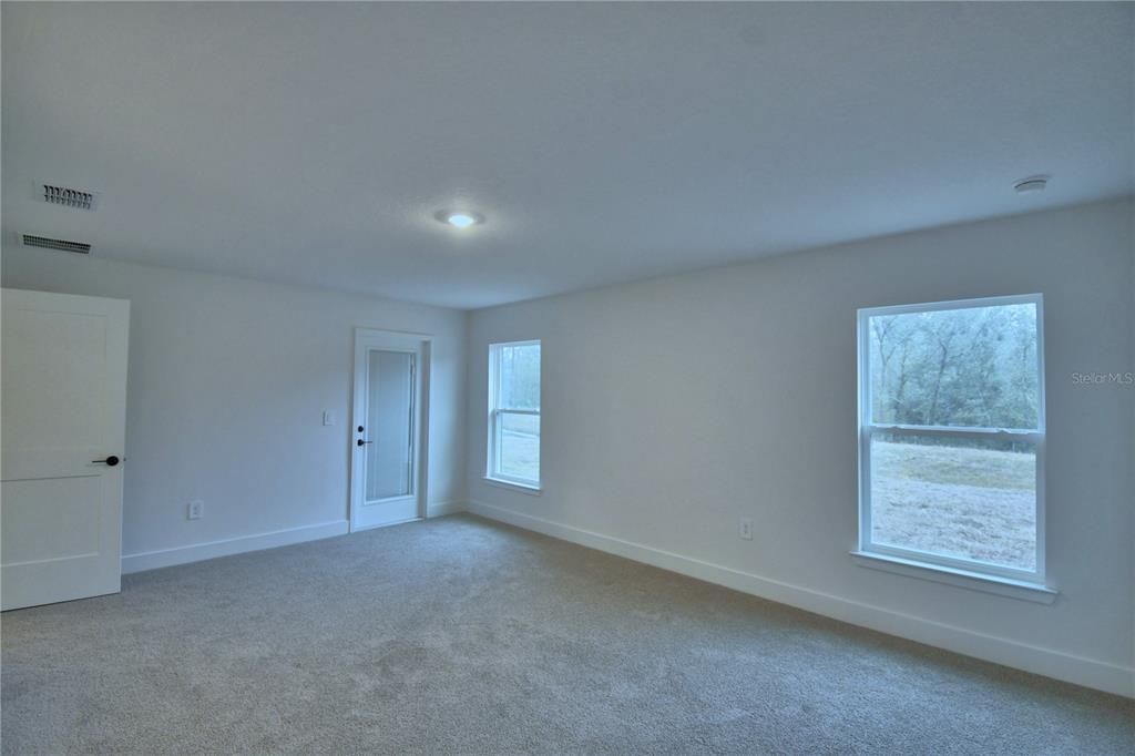 For Sale: $373,269 (4 beds, 2 baths, 2169 Square Feet)
