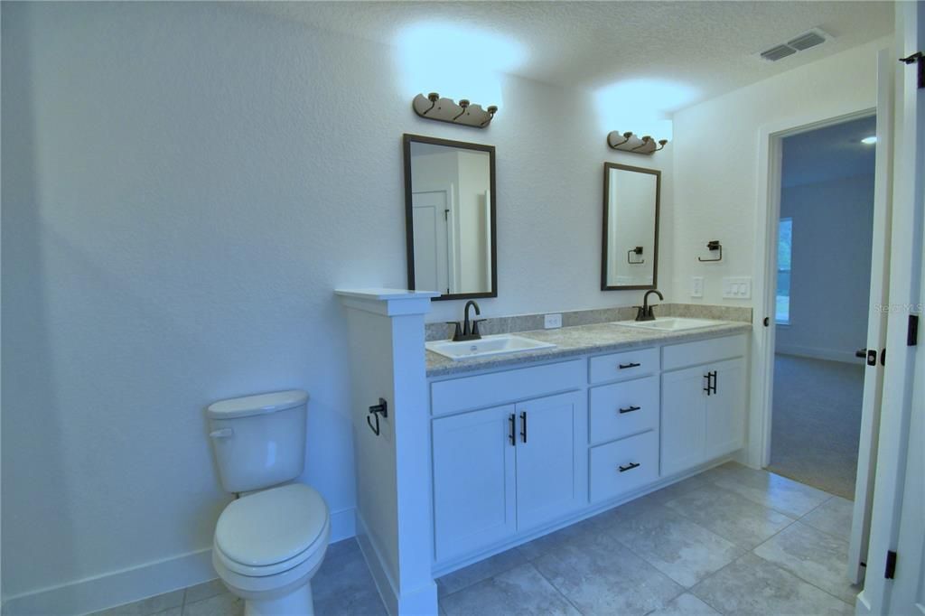 For Sale: $373,269 (4 beds, 2 baths, 2169 Square Feet)