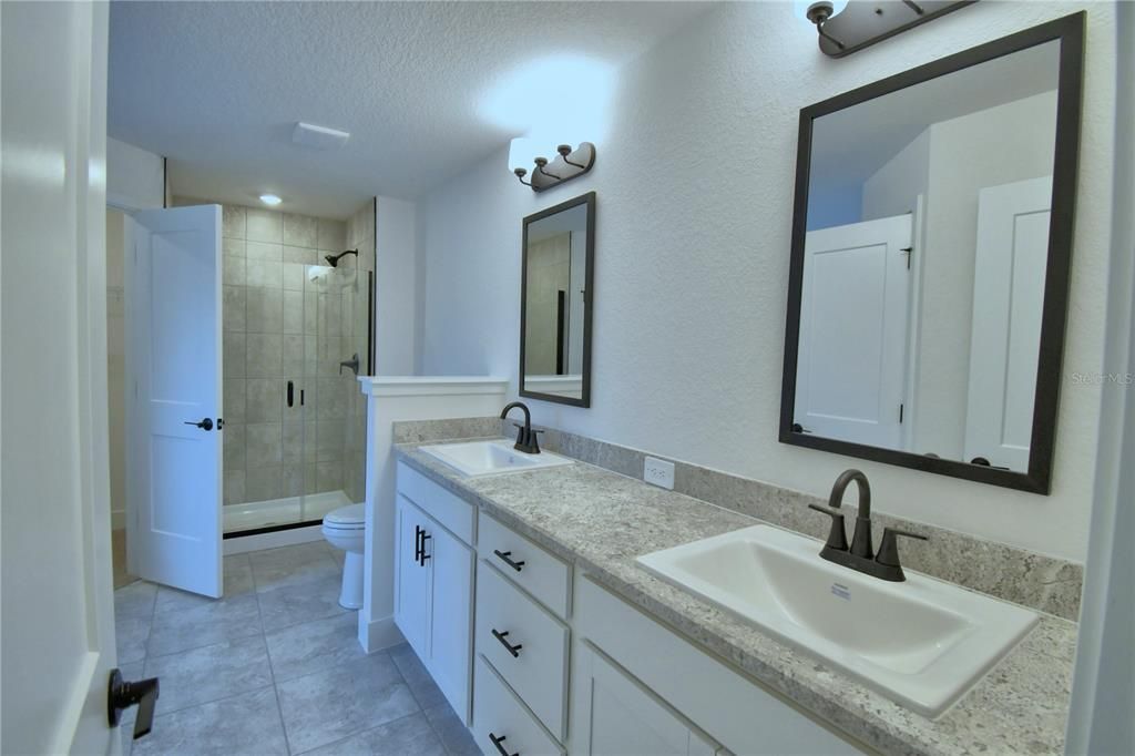 For Sale: $373,269 (4 beds, 2 baths, 2169 Square Feet)