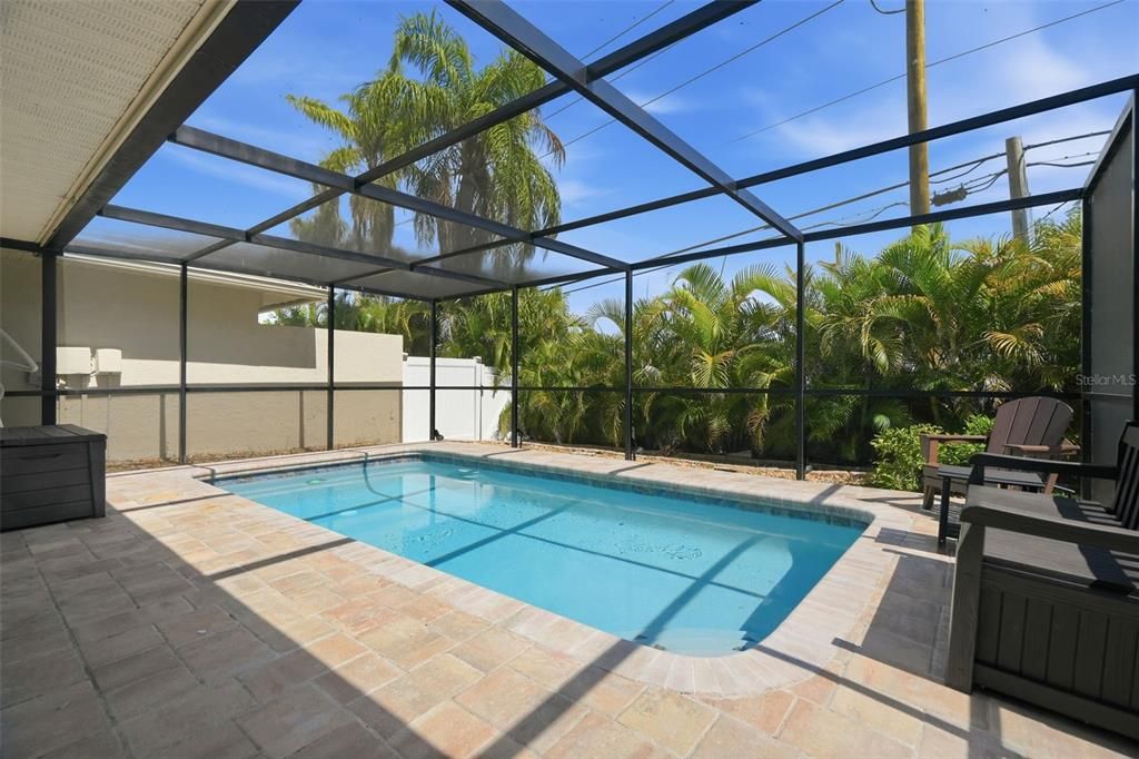 For Sale: $439,000 (2 beds, 2 baths, 1540 Square Feet)