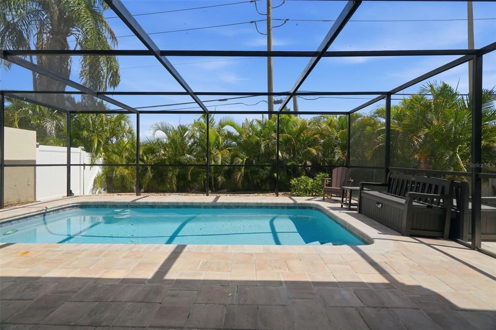 For Sale: $439,000 (2 beds, 2 baths, 1540 Square Feet)