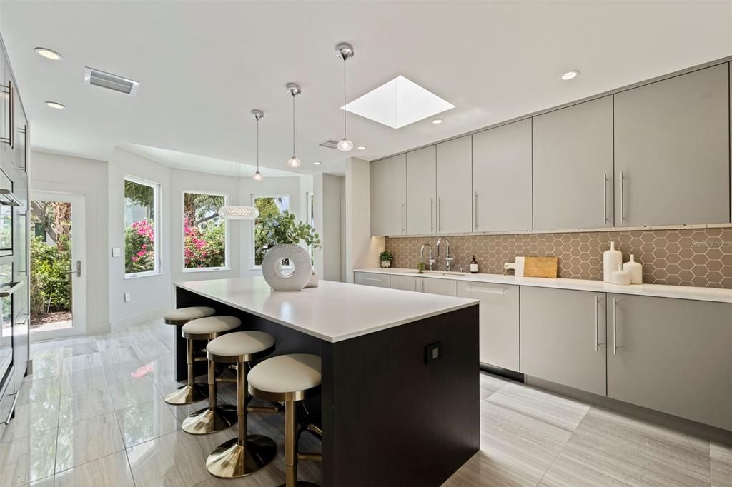 For Sale: $3,000,000 (4 beds, 3 baths, 2997 Square Feet)