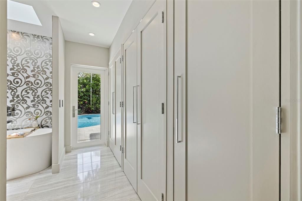 For Sale: $3,000,000 (4 beds, 3 baths, 2997 Square Feet)