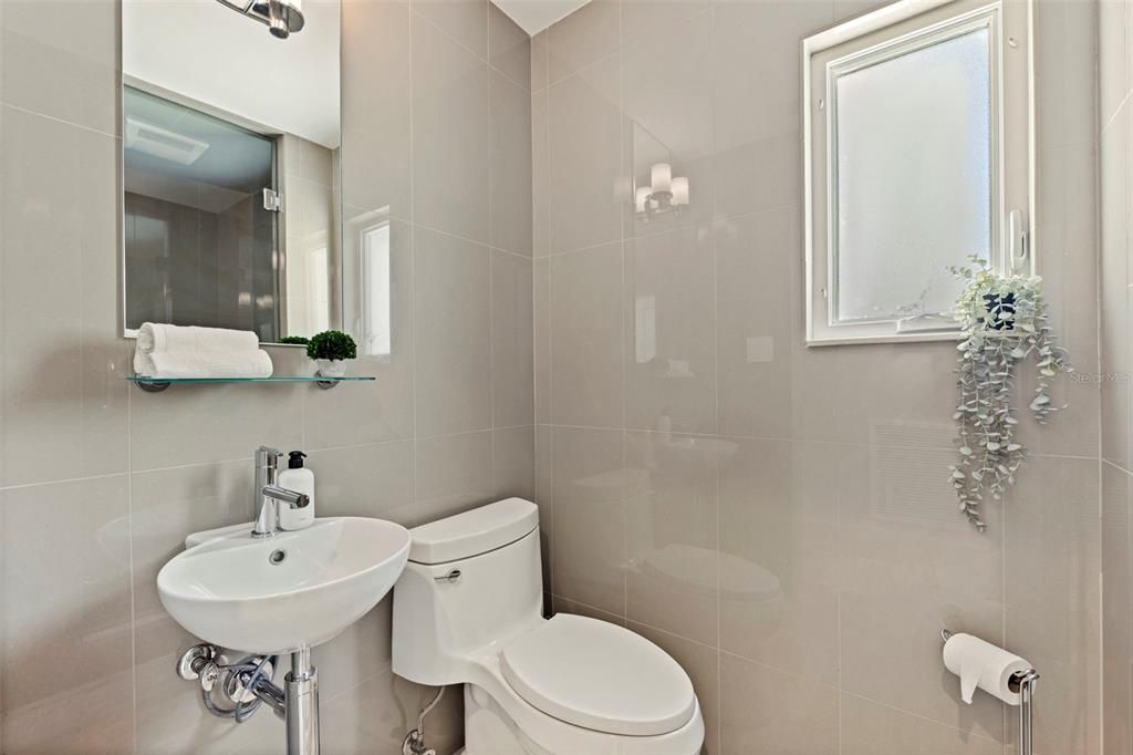 For Sale: $3,000,000 (4 beds, 3 baths, 2997 Square Feet)