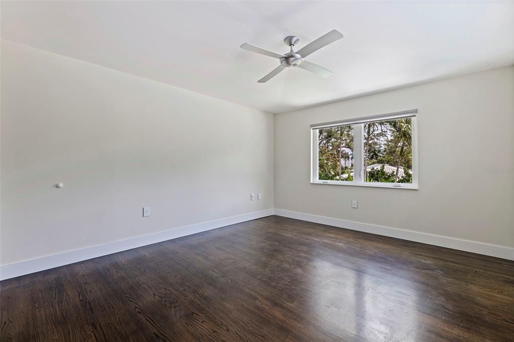 For Sale: $3,000,000 (4 beds, 3 baths, 2997 Square Feet)