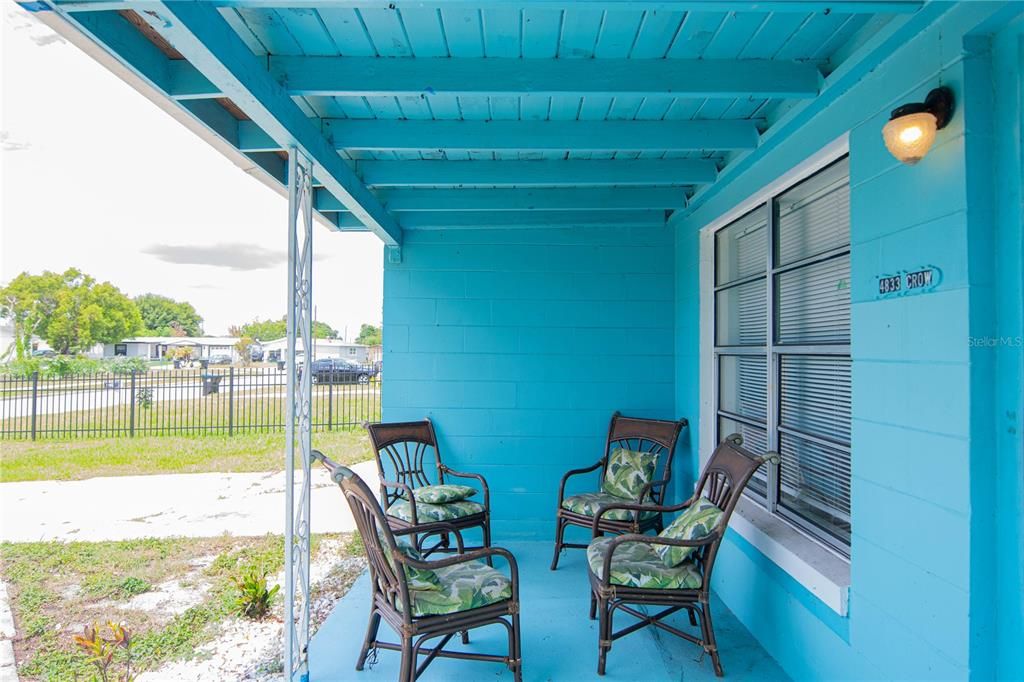 For Rent: $2,050 (4 beds, 2 baths, 1325 Square Feet)