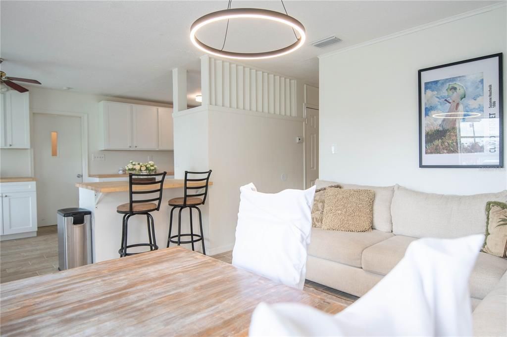 For Rent: $2,050 (4 beds, 2 baths, 1325 Square Feet)