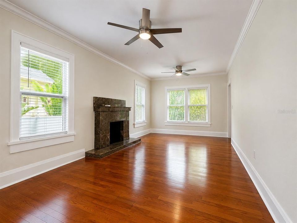 For Rent: $3,300 (3 beds, 2 baths, 1784 Square Feet)