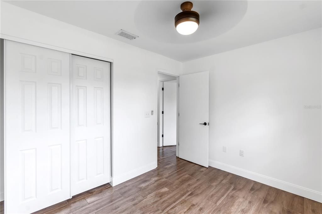 For Sale: $359,000 (3 beds, 2 baths, 1080 Square Feet)