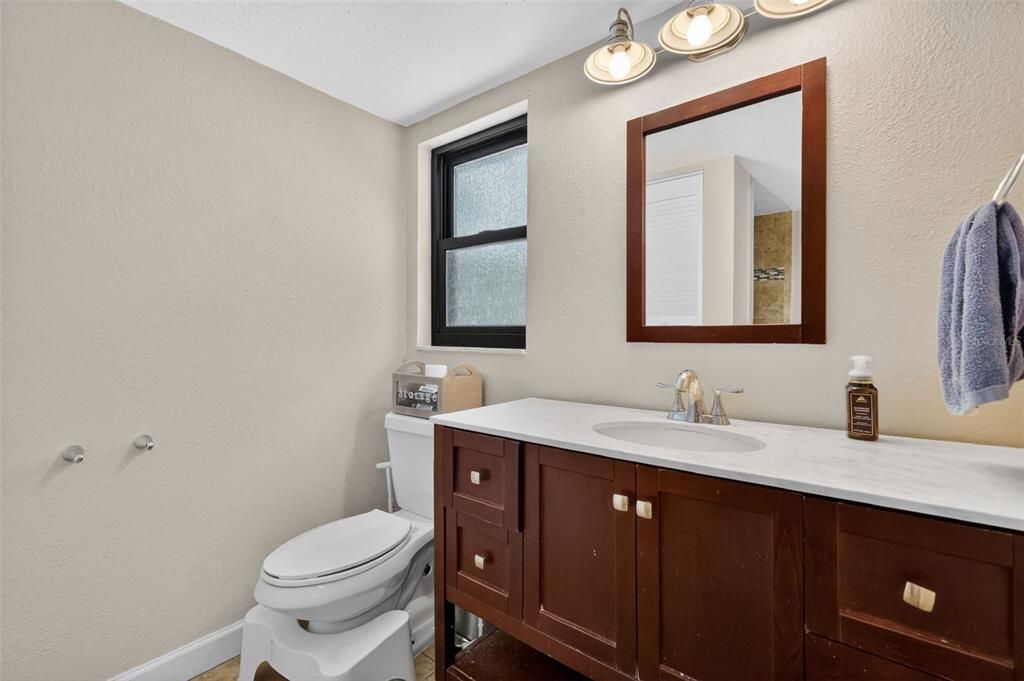 For Sale: $850,000 (4 beds, 2 baths, 2514 Square Feet)