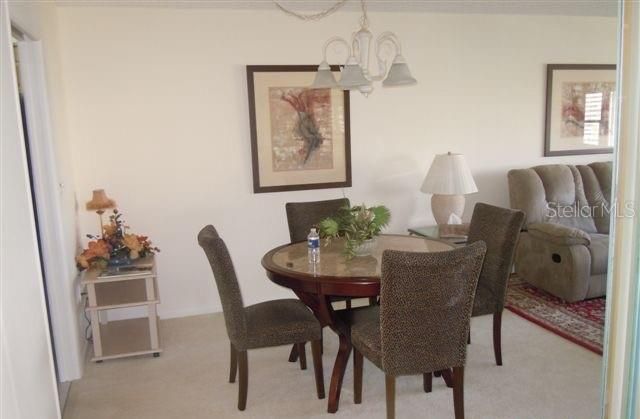 В аренду: $2,200 (2 спален, 2 ванн, 1040 Квадратных фут)