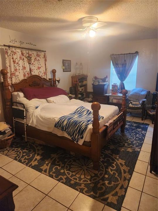 For Sale: $229,900 (3 beds, 2 baths, 1526 Square Feet)