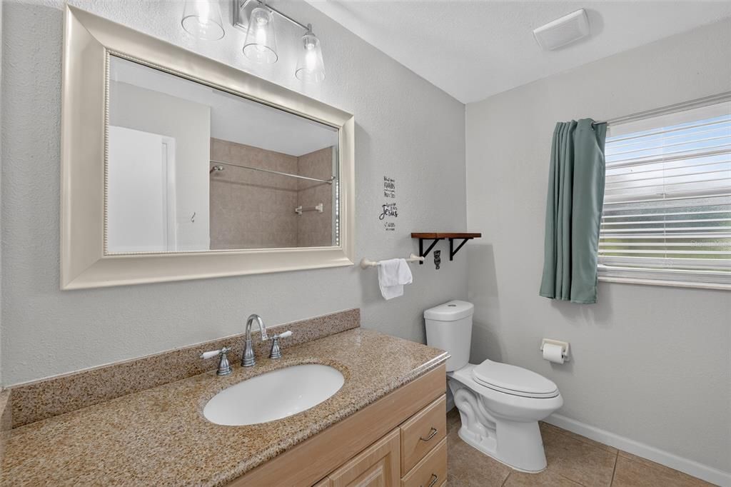 For Sale: $369,000 (3 beds, 2 baths, 1699 Square Feet)