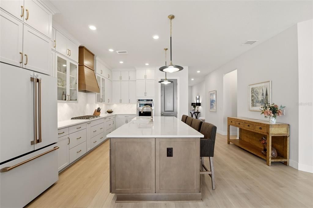 For Sale: $1,175,000 (4 beds, 3 baths, 3249 Square Feet)