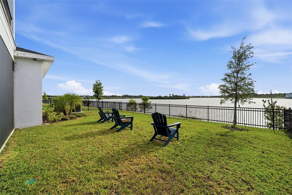 For Sale: $1,175,000 (4 beds, 3 baths, 3249 Square Feet)