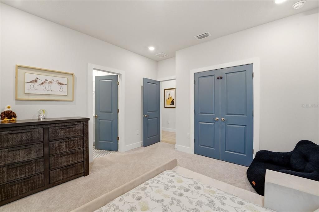 For Sale: $1,175,000 (4 beds, 3 baths, 3249 Square Feet)