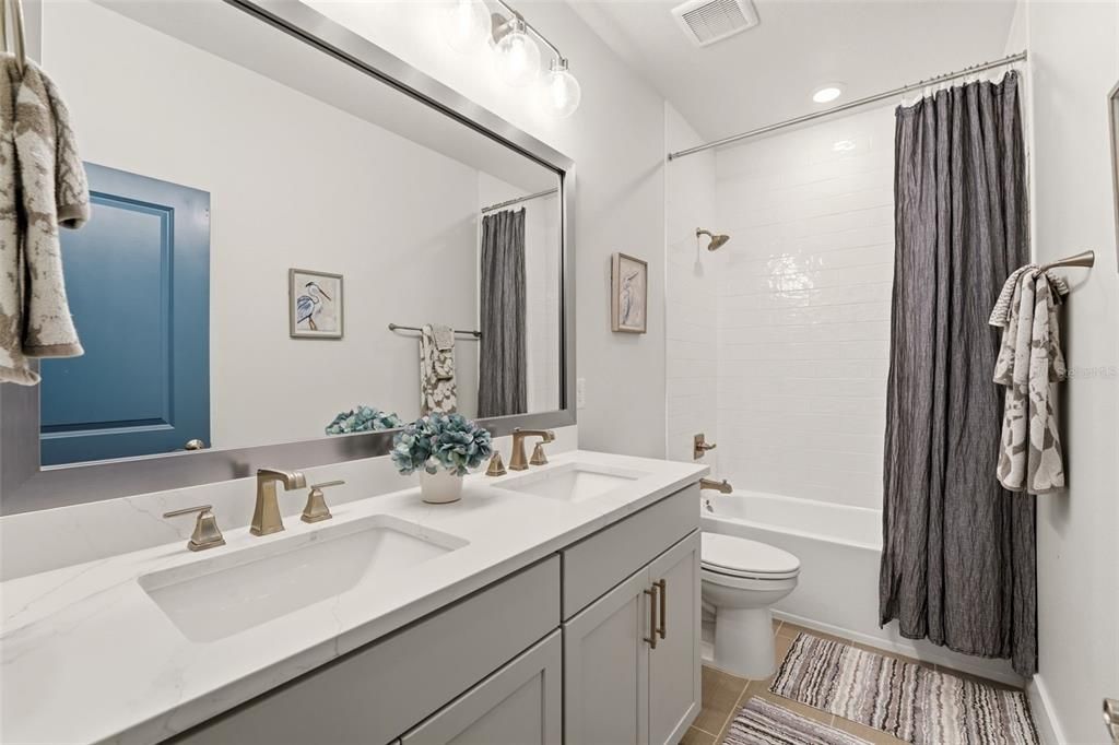 For Sale: $1,175,000 (4 beds, 3 baths, 3249 Square Feet)