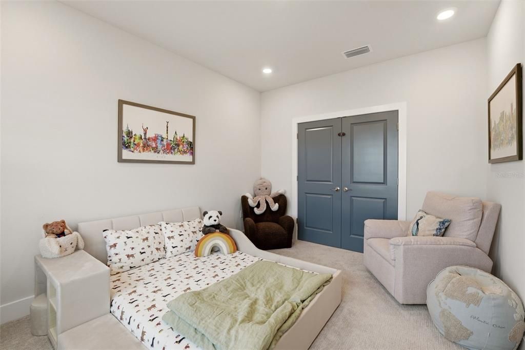 For Sale: $1,175,000 (4 beds, 3 baths, 3249 Square Feet)