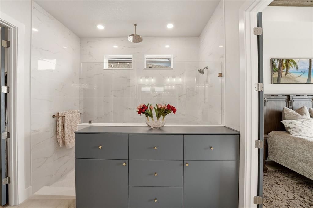 For Sale: $1,175,000 (4 beds, 3 baths, 3249 Square Feet)
