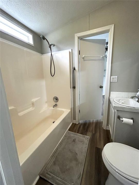 For Sale: $302,000 (4 beds, 3 baths, 2280 Square Feet)