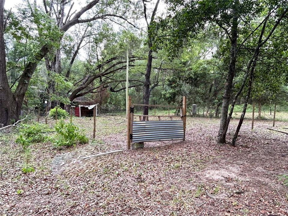 For Sale: $302,000 (4 beds, 3 baths, 2280 Square Feet)