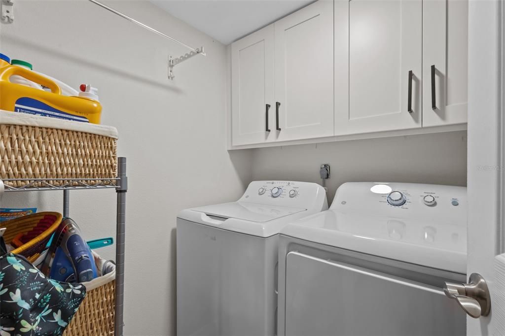En Venta: $319,900 (2 camas, 2 baños, 1380 Pies cuadrados)