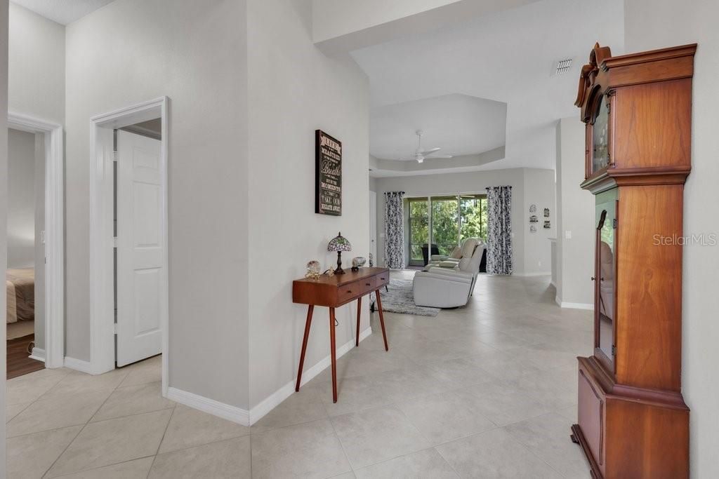 For Sale: $355,000 (3 beds, 2 baths, 1823 Square Feet)
