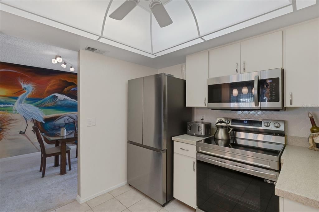 For Sale: $342,000 (2 beds, 2 baths, 1532 Square Feet)
