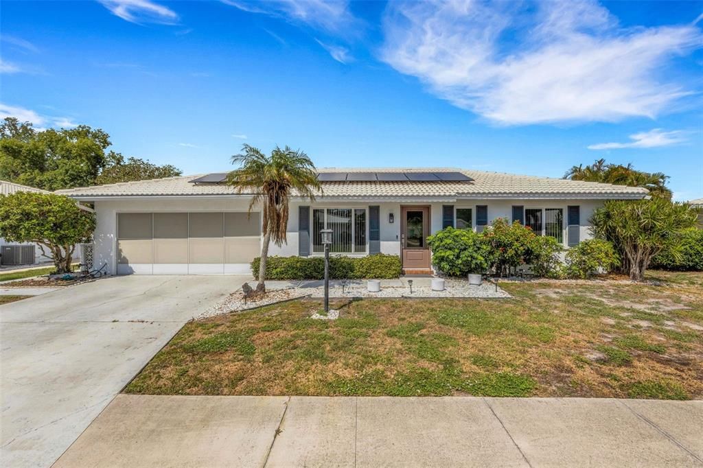 For Sale: $342,000 (2 beds, 2 baths, 1532 Square Feet)